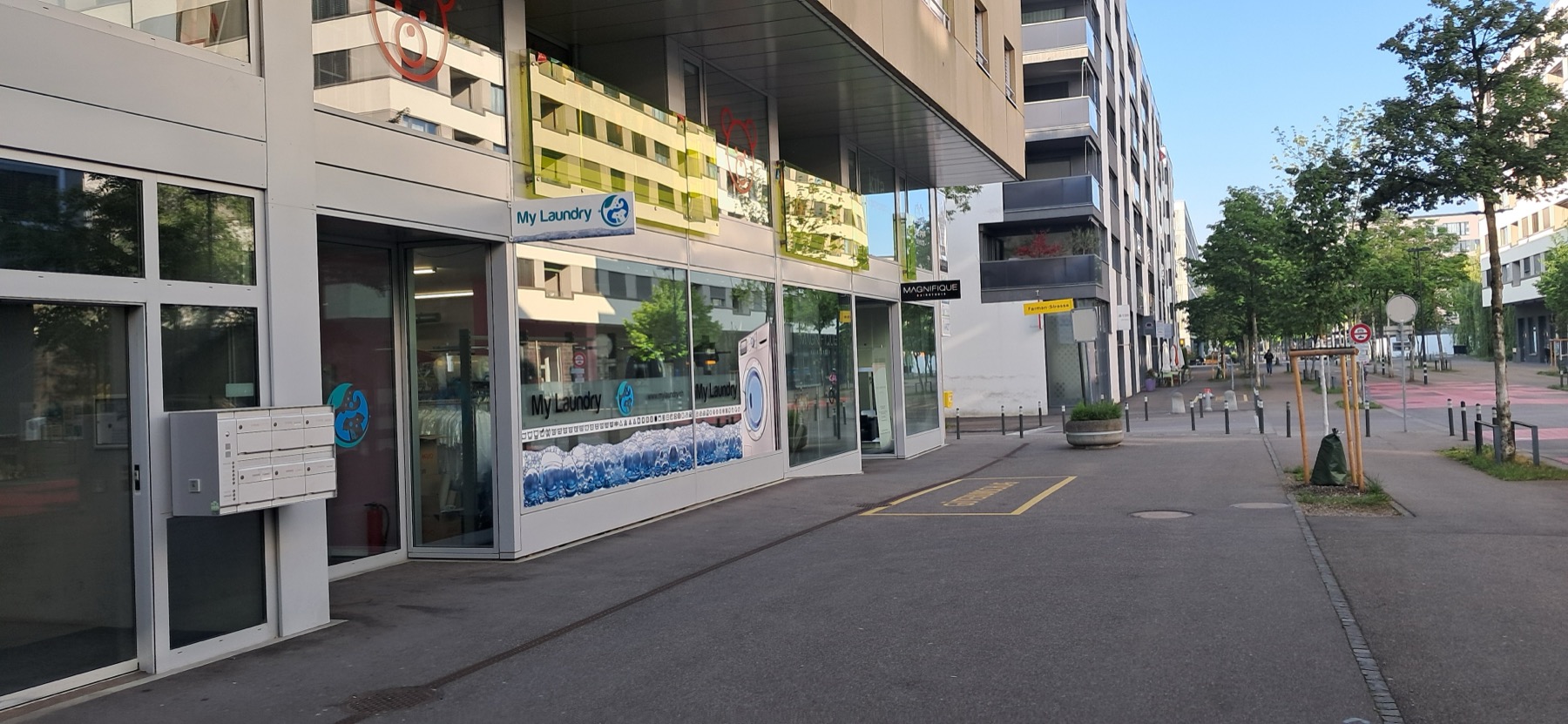 Die echte my Laundry Filiale am Boulevard Lilienthal 19 im Glattpark